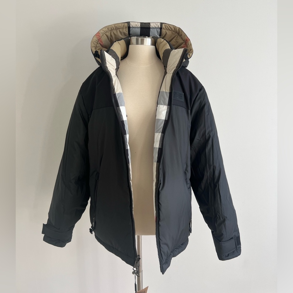 Burberry Man’s Reversible Down Jacket - Picture 8 of 16